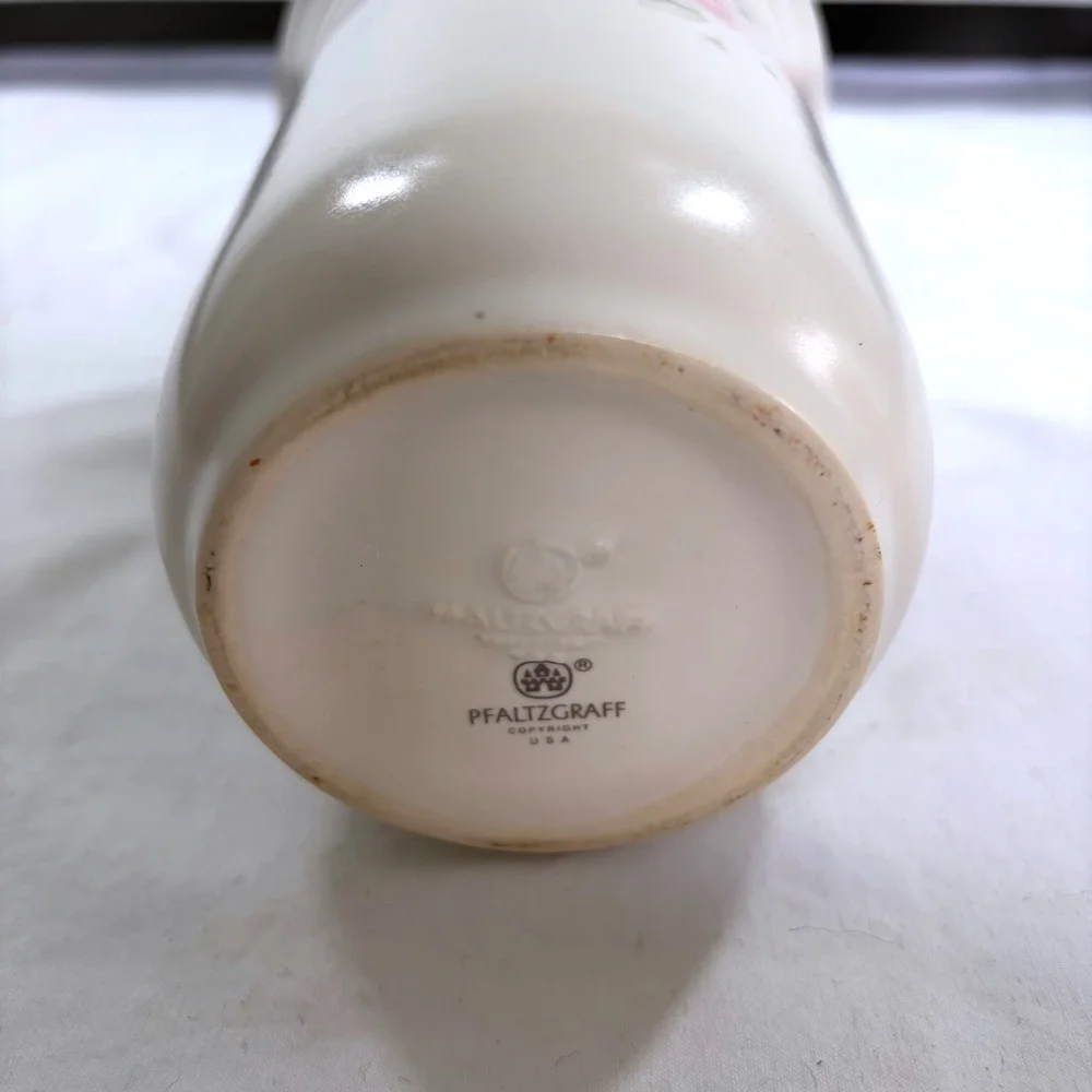 Pfaltzgraff Tea Rose Vase Vintage Ceramic Crock Stoneware Cream Pink USA Made
